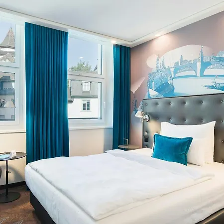 Motel One Basel-2