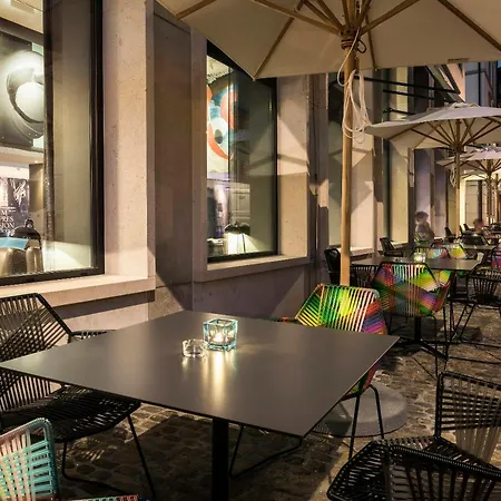 Motel One Basel-2