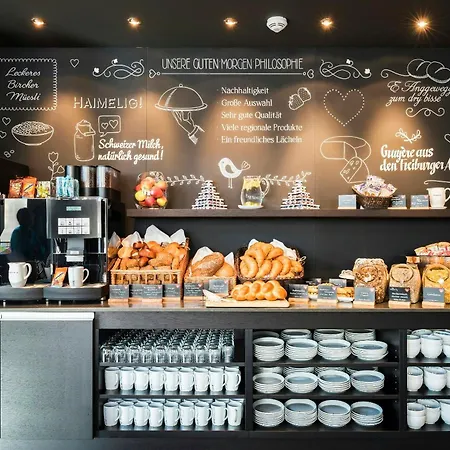 Motel One Basel-3