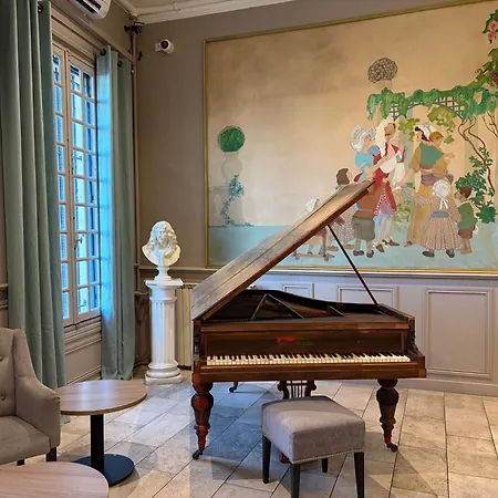 Le Grand Hôtel Molière-2