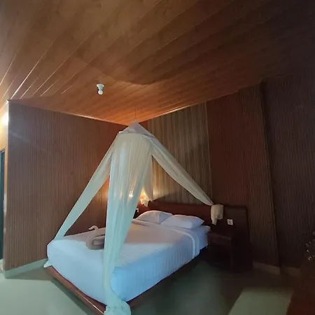Adila Warung And Homestay-3