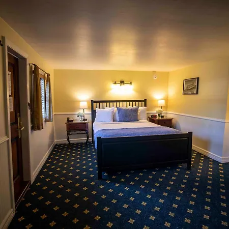 Delta King Hotel-3