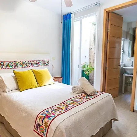 Casa de las Bugambilias B&B-3