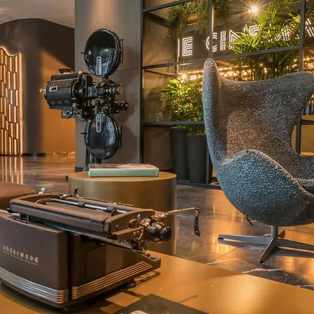Motel One Berlin-Upper West-3