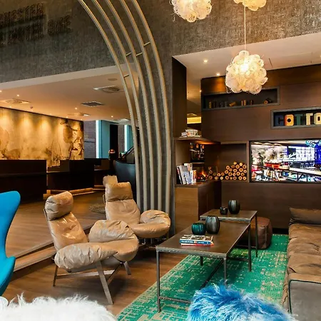 Motel One Manchester-Royal Exchange-2