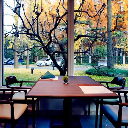 Hong Qiao State Guest House-2
