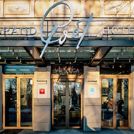 Grand Poet Hotel And Spa By Semarah-2