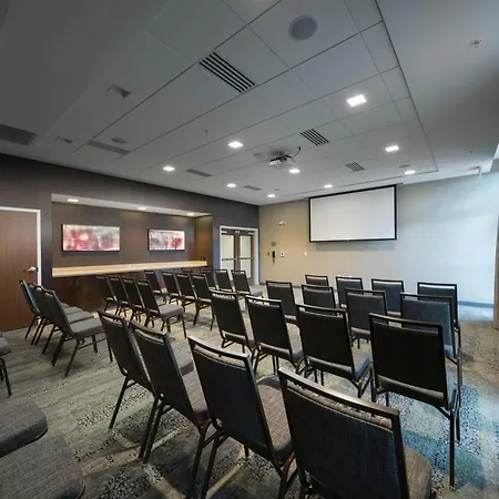Courtyard By Marriott Russellville-2