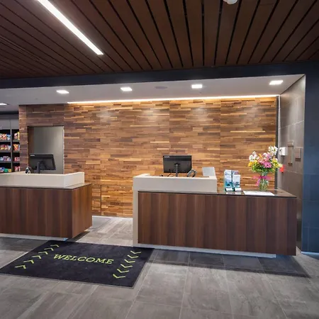 Courtyard By Marriott Russellville-3