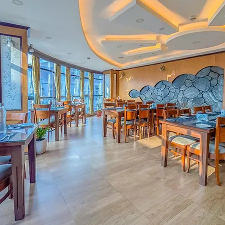 Yashshree Jai Hotel & Banquet-3