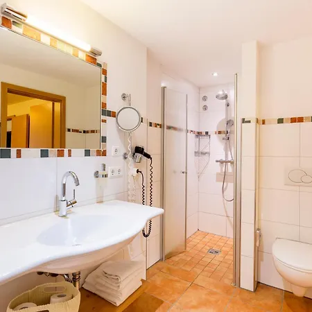 Hotel Engel - Familotel Hochschwarzwald-2