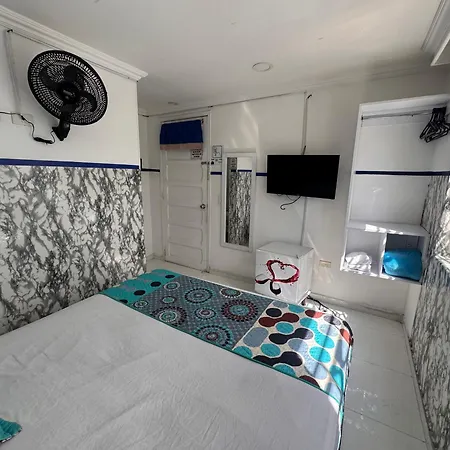 Casa Hotel Manco Mora-2