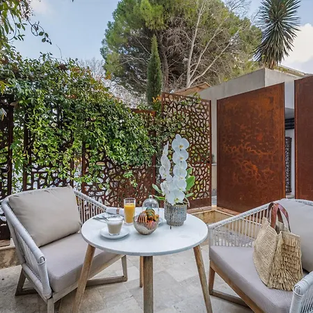 Hotel Le Saint Remy & Spa-3