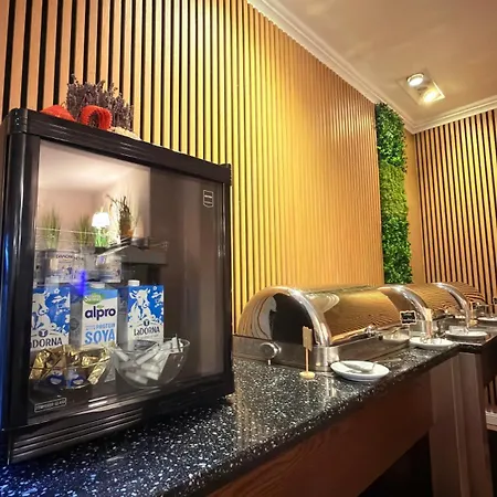 Astoria Hotel & Spa-2