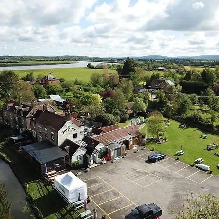 The Ship Inn - Self Catering Accommodation-3