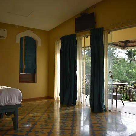 Vista Del Lago - Lakeview Homestay-2