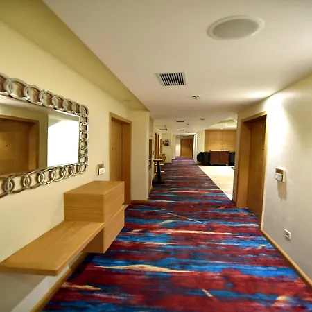 Hotel Landmark Near Golden Temple-3