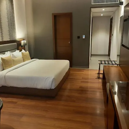 The Rosefinch Sarovar Portico-2