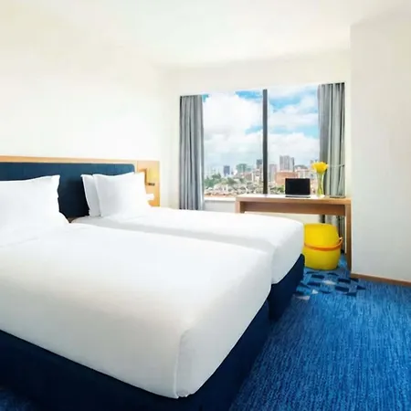 Holiday Inn Express Macau City Centre By Ihg-2