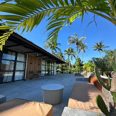 Surfing Temple Boutique Hotel-2