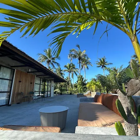Surfing Temple Boutique Hotel-3