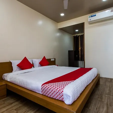 Oyo 11929 Hotel Ridhi Sidhi-2
