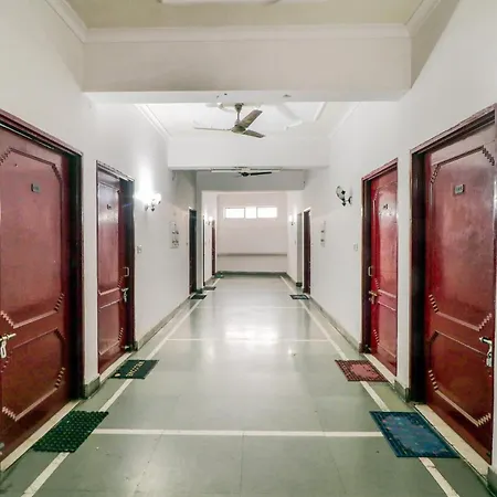 Spot On J C Guest House-3
