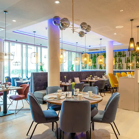 Leonardo Hotel Augsburg-3