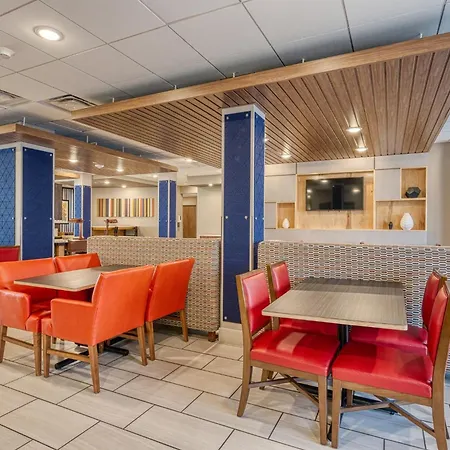 Holiday Inn Express & Suites - Manitou Springs By Ihg-3