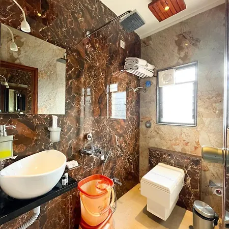 Krishna'S Wood Villas-3