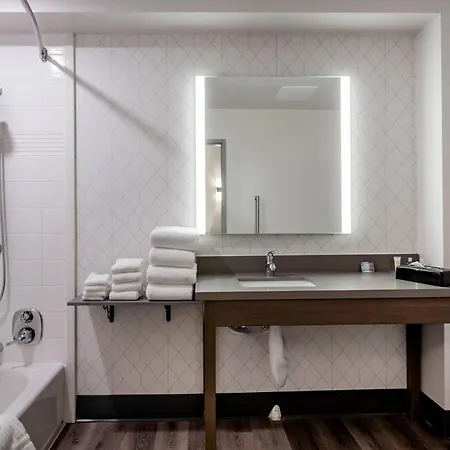 Comfort Suites Colorado Springs East - Medical Center Area-3