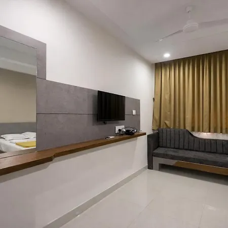 Stayguru Hari Om Residency-3