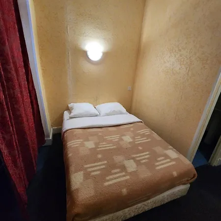 Chambre chez Marie et Didier 1 minute à pied du sanctuaire de Lourdes-3