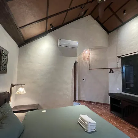 Tam Coc Thoms House-3