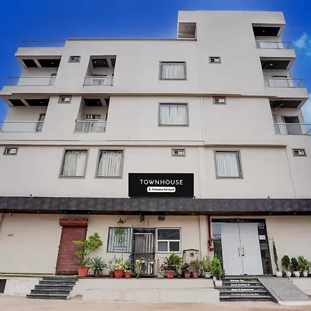 Townhouse Naya Nohra Crossway Kota Formerly Hotel Sterling-3