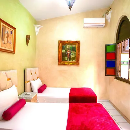 Riad Kamal prés Medina Marrakech&3 Piscines&Jacuzzi&Petit-Déjeuner-3