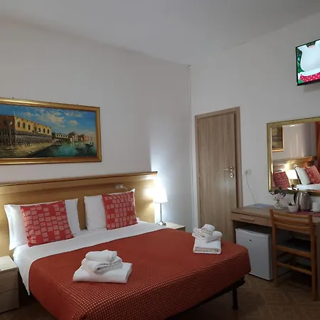 Hotel Tito-2