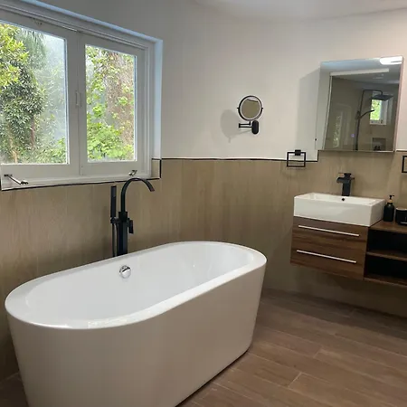 Lf Jungle Retreat-3