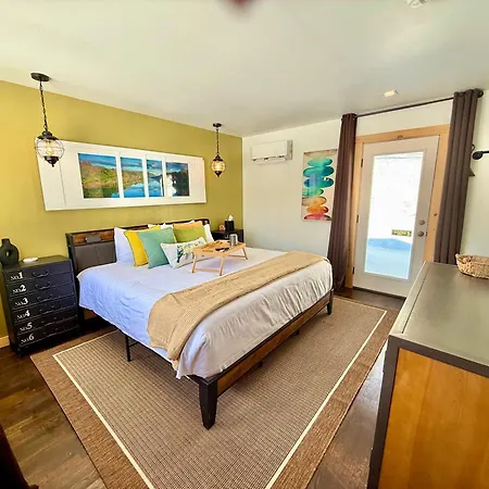 Green Acres Retreat-3