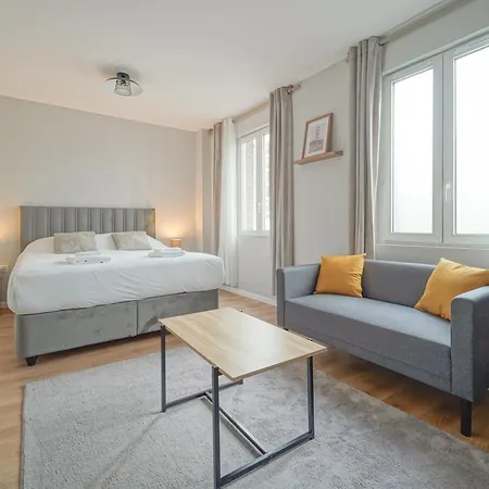 Hotel Trianon Saint Ouen-2