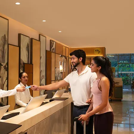 Hilton Garden Inn Mumbai International Airport-2