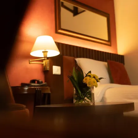 Broadway An Alivaa Collection Hotel, Near Connaught Place-3