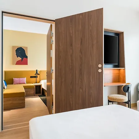 Hampton by Hilton Bordeaux Merignac Airport-2