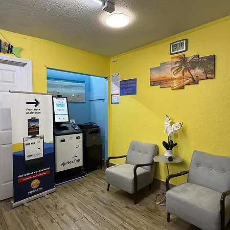 Englewood Inn & Suites-2