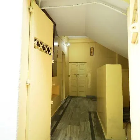 Hotel Evergreen-3