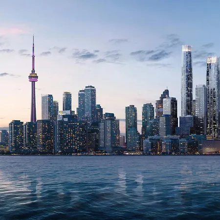 Le Meridien Toronto Pinnacle Hotel-2