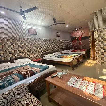 Hotel Aditya Sheraton Near Harki Pauri-3