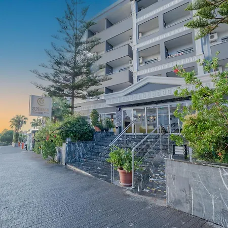 Sun Beach Hill Hotel-2