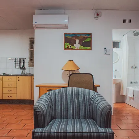 Lancers Inn Hotel-2