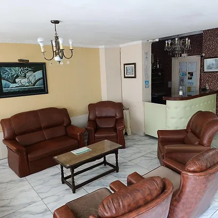 Hotel Emperatriz-3